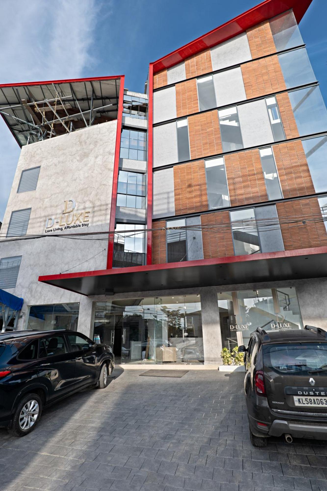 D-Luxe Hotel Kochi Luaran gambar