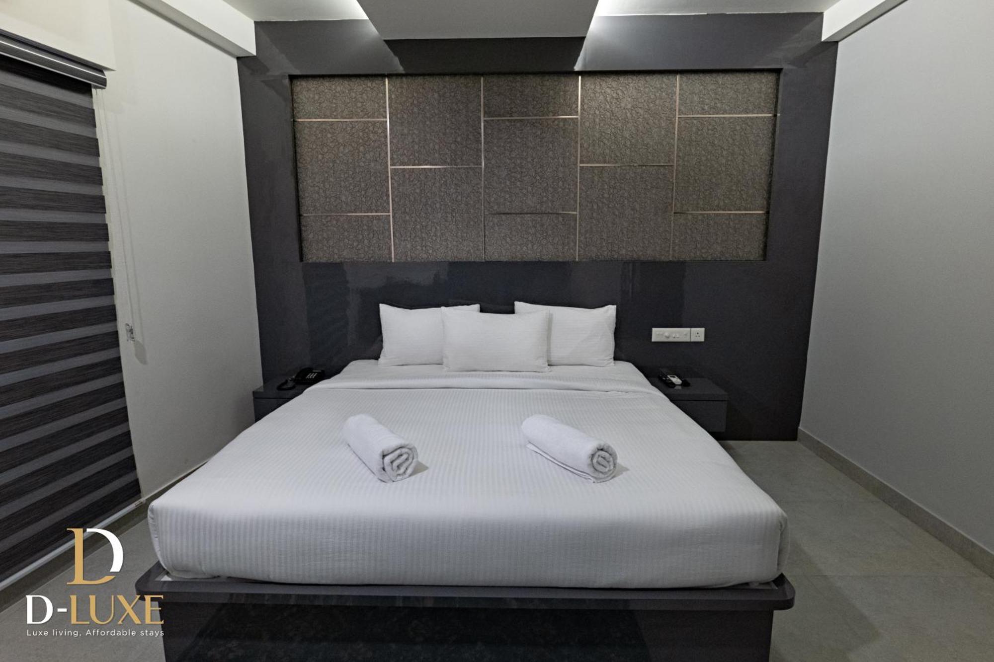 D-Luxe Hotel Kochi Luaran gambar