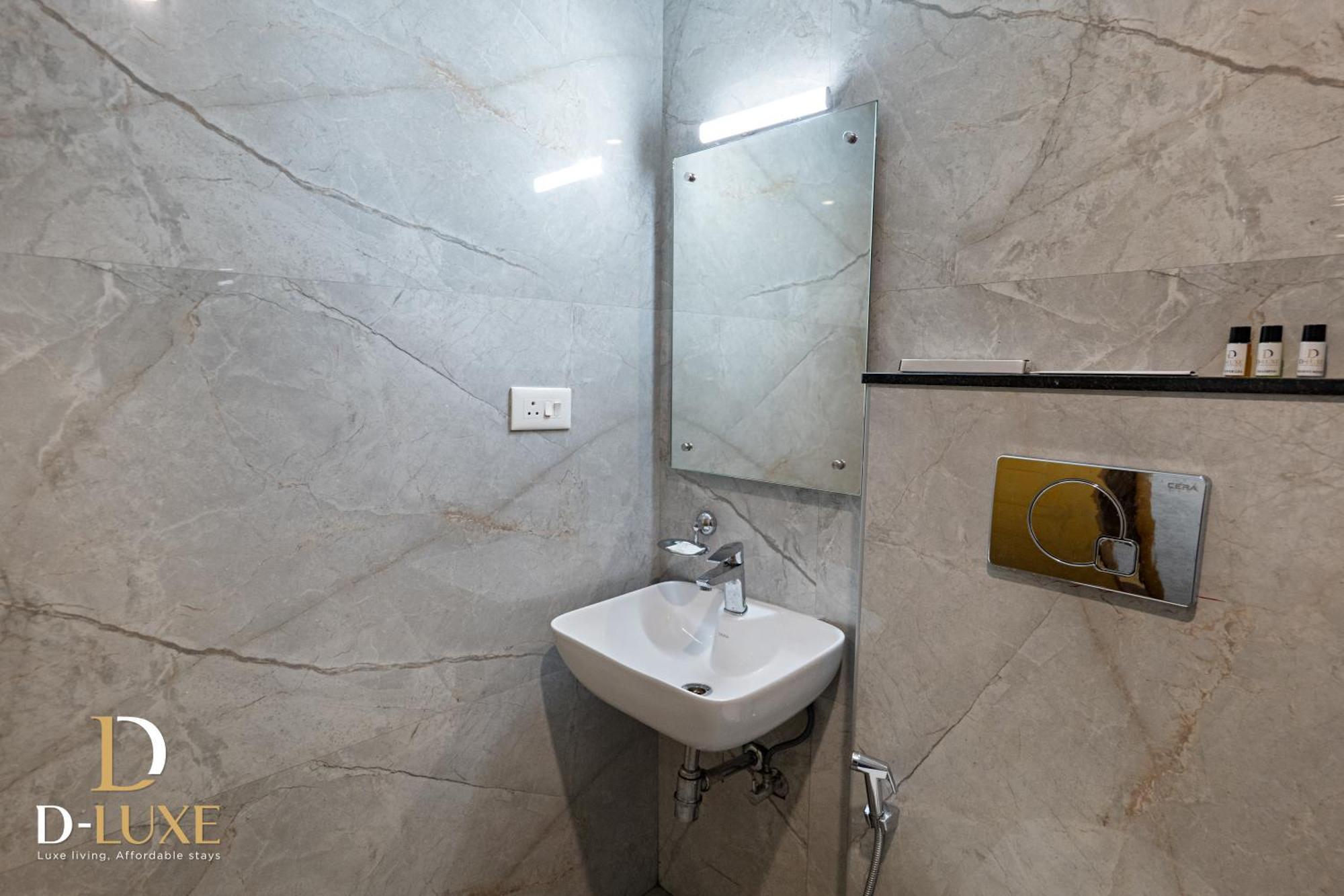 D-Luxe Hotel Kochi Luaran gambar