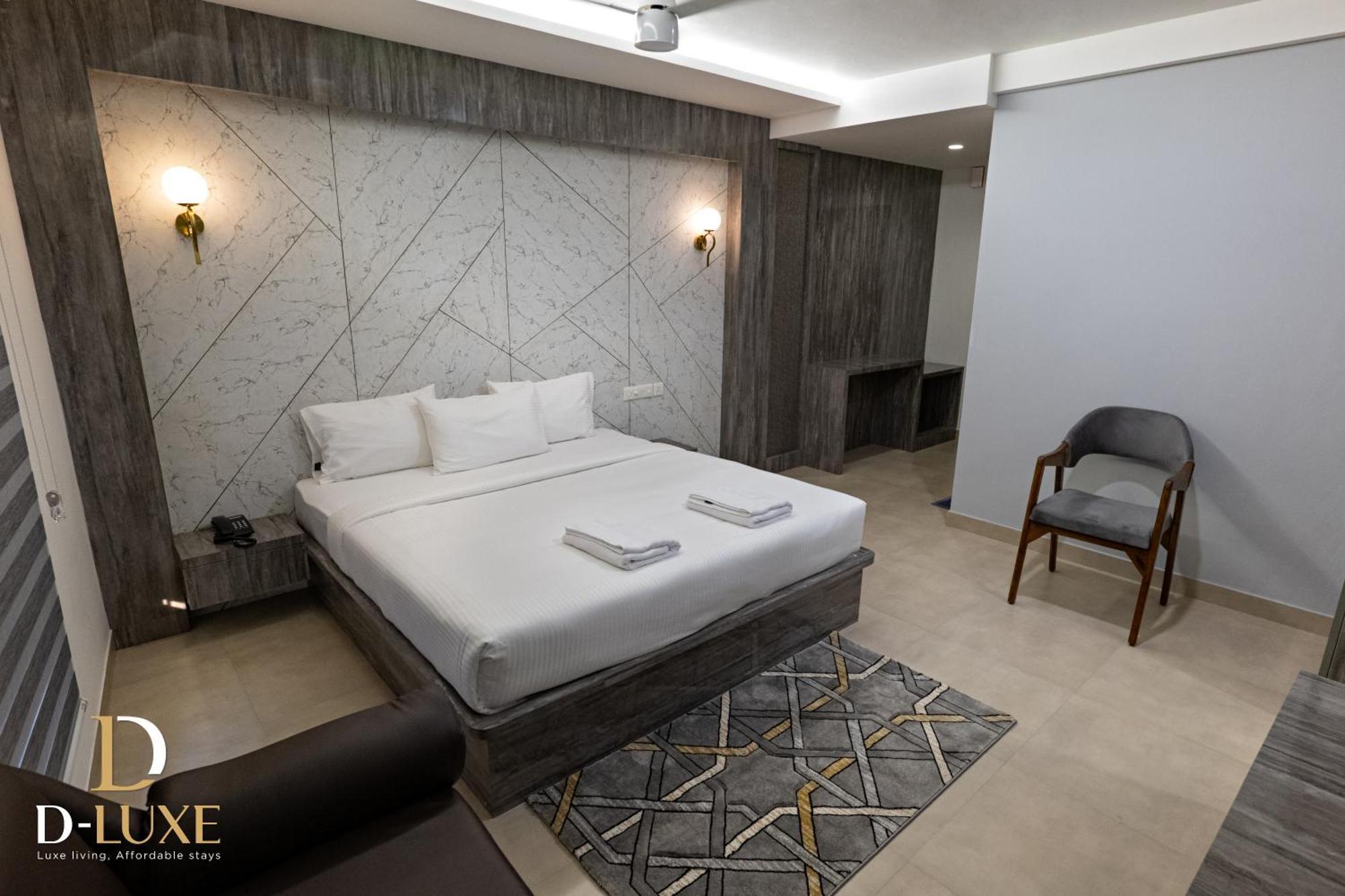 D-Luxe Hotel Kochi Luaran gambar